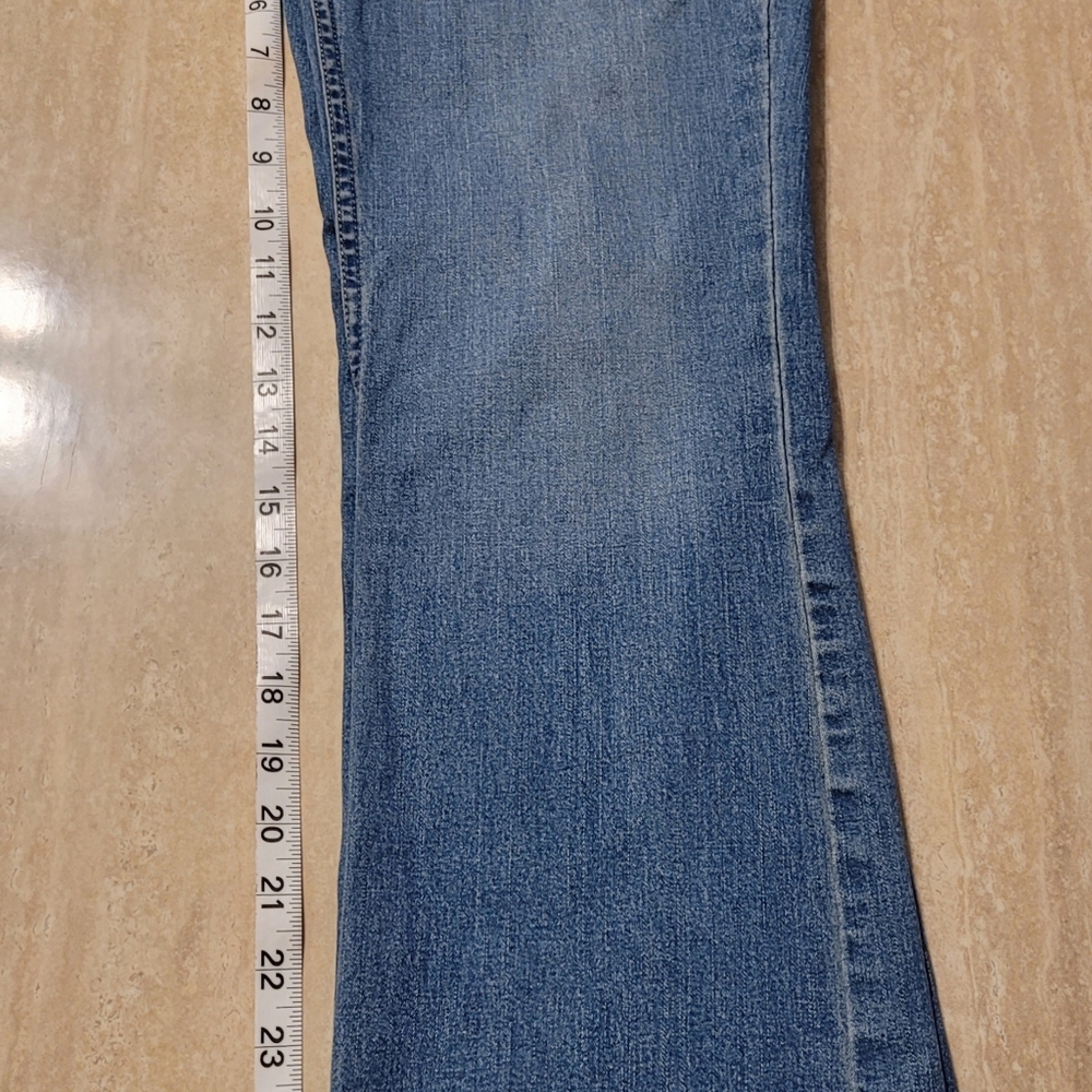 Levi Strauss Signature Jeans Sz 6 Blue Stretch Blend Denim Mid Rise Boot Cut EUC - Picture 4 of 9